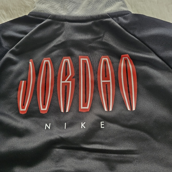 Jordan 24M Boys Two Piece Set - Picture 4 of 6